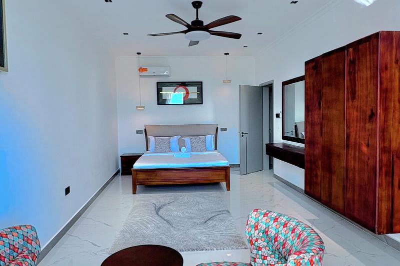 Spacious Bedroom