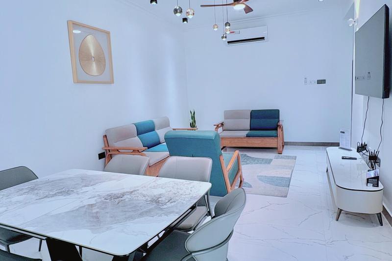 Living and Dining Area